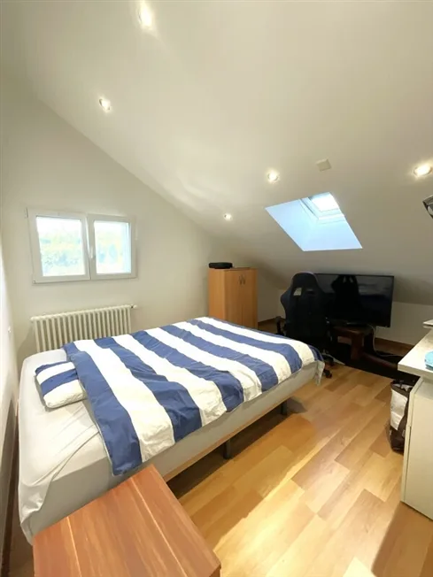 6 Zimmer Einfamilienhaus in Penthalaz – photo 11 of 13
