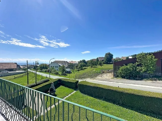 7.5 Zimmer Einfamilienhaus in Romainmôtier – photo 7 sur 13