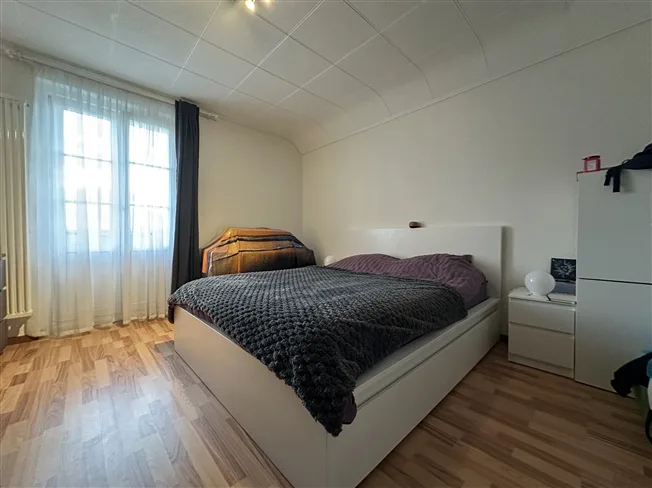 9 Zimmer Wohnung, 1341 Orient