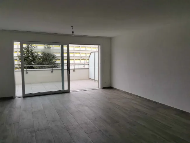 3.5 Zimmer Attikawohnung in Orbe – foto 2 di 10