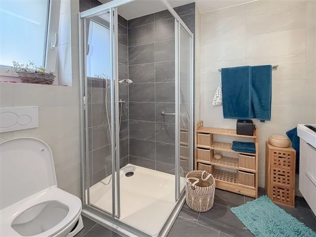 5.5 Zimmer Reihenfamilienhaus in Bullet – photo 12 sur 20