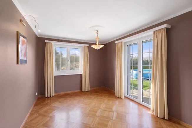 7 Zimmer Einfamilienhaus in Forel FR – Foto 8 von 13