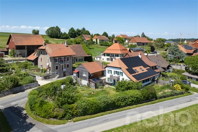 11.5 Zimmer Einfamilienhaus in Villars-le-Comte – Foto 2 von 12