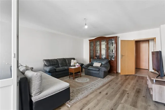 5.5 Zimmer Wohnung in Lucens – Foto 2 von 8