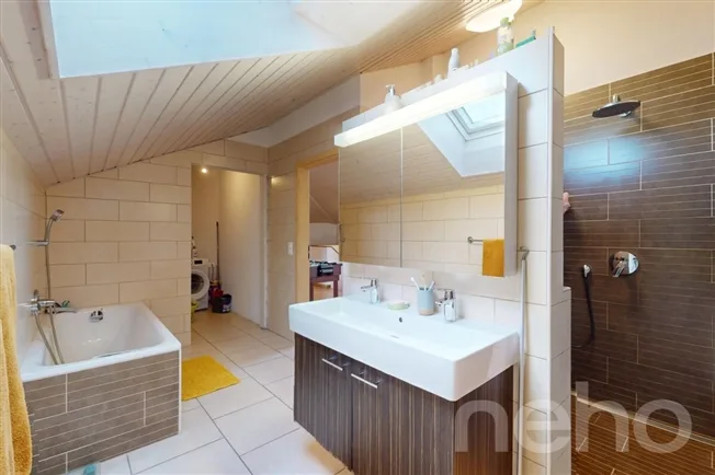 5.5 Zimmer Einfamilienhaus in Chevroux – Foto 8 von 12