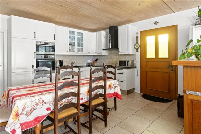 8 Zimmer Einfamilienhaus, 1566 St-Aubin FR