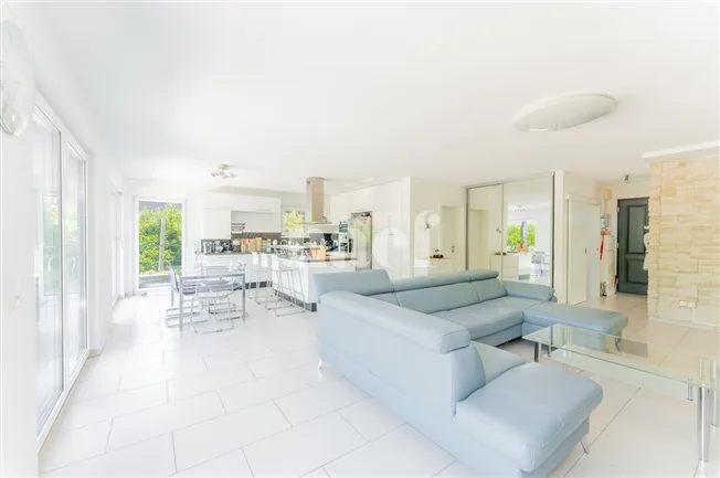6.5 Zimmer Villa in Cudrefin – Foto 4 von 13