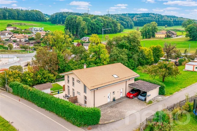 7.5 Zimmer Einfamilienhaus in Remaufens – photo 3 sur 12