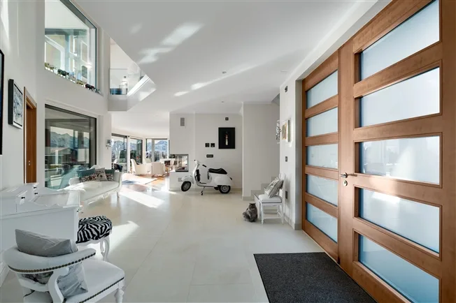 SOSENS - PROPRIETÀ DIVINA DI 10 LOCALI CON VISTA IMPAREGGIABILE – foto 2 di 17