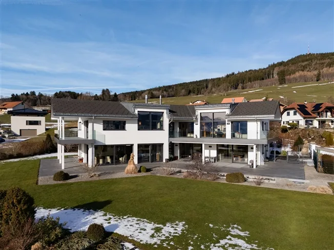 SOSENS - PROPRIETÀ DIVINA DI 10 LOCALI CON VISTA IMPAREGGIABILE – foto 16 di 17