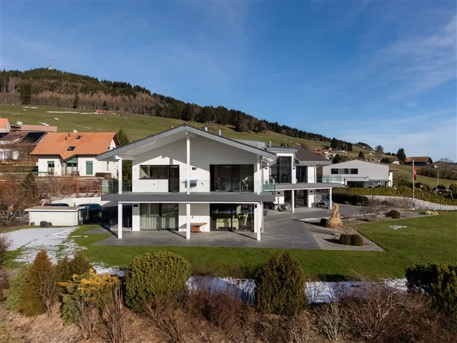 SOSENS - PROPRIETÀ DIVINA DI 10 LOCALI CON VISTA IMPAREGGIABILE – foto 17 di 17