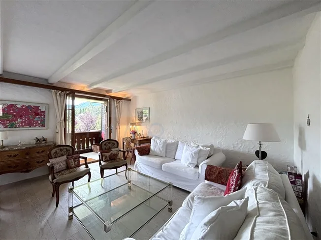 4.5 Zimmer Wohnung in Château-d'Oex – photo 3 of 8