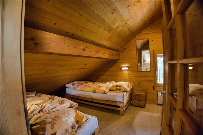 Un chaleureux 3 pièces sous les toits au coeur de Château-d'Oex – photo 6 sur 13