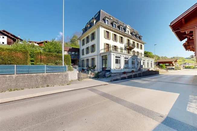 35 Zimmer Wohnung in Neirivue – Foto 2 von 12