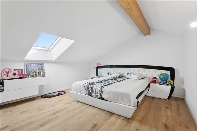 5.5 Zimmer Reihenfamilienhaus in Berlens – foto 8 di 10