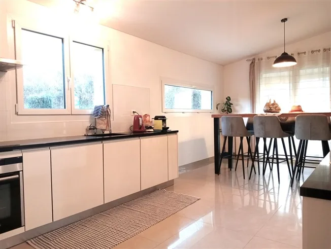 8 Zimmer Einfamilienhaus in Vuisternens-en-Ogoz – Foto 12 von 13
