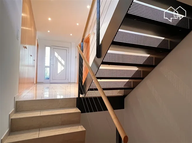 6.5 Zimmer Einfamilienhaus in Rossens FR – Foto 6 von 18