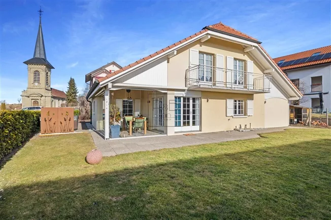 5.5 Zimmer Einfamilienhaus in Arconciel – Foto 3 von 10