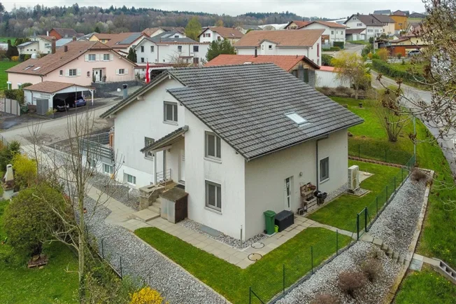 6.5 Zimmer Einfamilienhaus in Avry – photo 2 sur 13