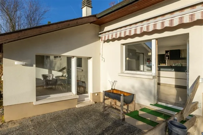 5.5 Zimmer Einfamilienhaus in Courtepin – Foto 2 von 13