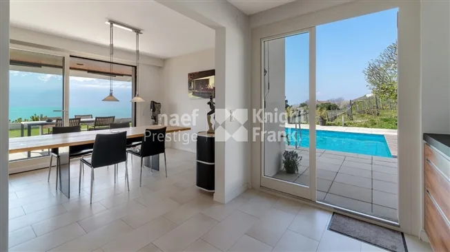 7.5 Zimmer Villa in Corseaux – Foto 9 von 13