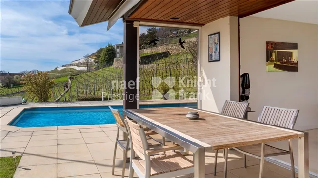 7.5 Zimmer Villa in Corseaux – Foto 3 von 13