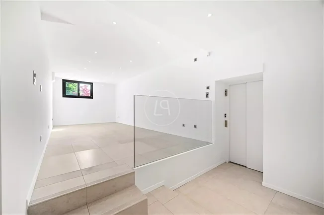 Opportunity to seize! Exceptional villa with breathtaking views of the lake and the Dents du Midi – photo 17 of 20