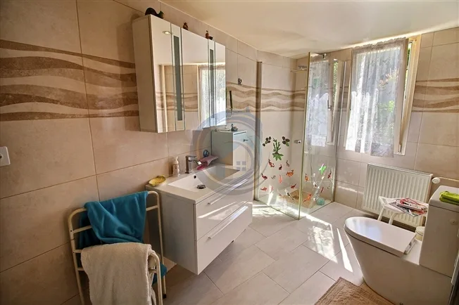 Einfamilienhaus in St-Légier-La Chiésaz – Foto 15 von 17