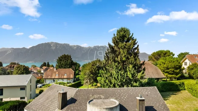 6.5 Zimmer Einfamilienhaus in St-Légier-La Chiésaz – Foto 7 von 7
