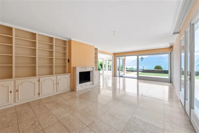 7.5 Zimmer Villa in St-Légier-La Chiésaz – foto 3 di 7