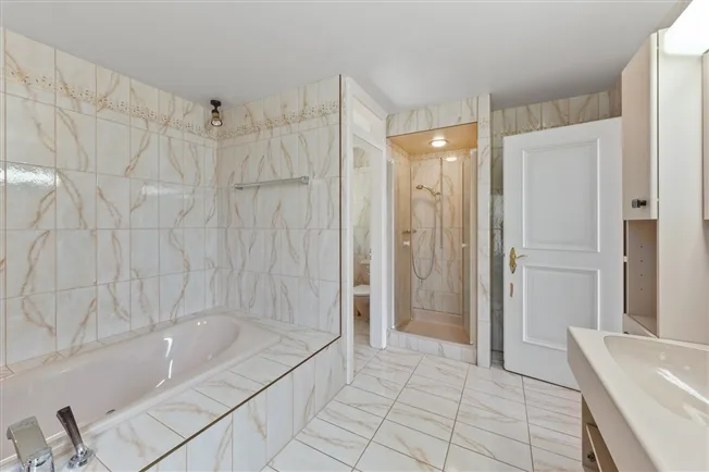 7.5 Zimmer Villa in St-Légier-La Chiésaz – Foto 10 von 10