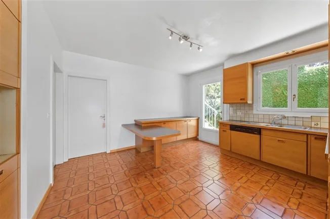 7.5 Zimmer Villa in St-Légier-La Chiésaz – Foto 6 von 10