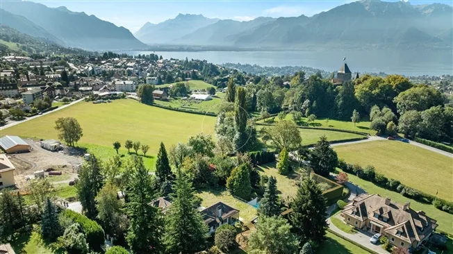 9 Zimmer Einfamilienhaus in St-Légier-La Chiésaz – foto 18 di 19