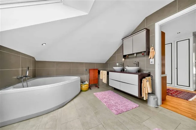 6 Zimmer Attikawohnung in La Tour-de-Peilz – Foto 9 von 12