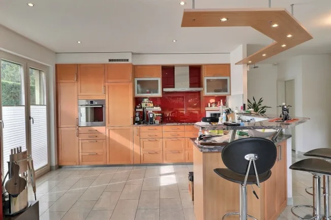 7.5 Zimmer Einfamilienhaus in La Tour-de-Peilz – foto 9 di 13