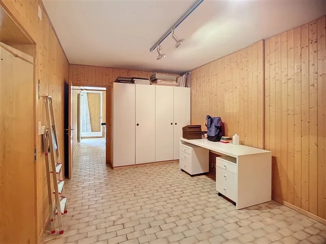 Nur einen Steinwurf vom See entfernt - 2,5-Zimmer-Wohnung zu renovieren – Foto 11 von 11