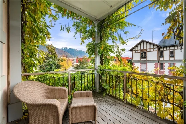 9 Zimmer Einfamilienhaus in Clarens – foto 16 di 20
