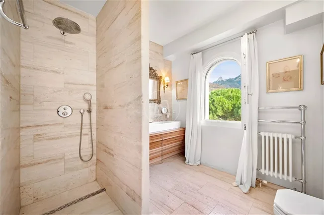 9 Zimmer Einfamilienhaus in Clarens – foto 9 di 20