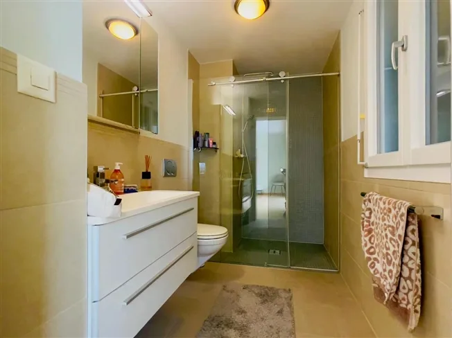 7.5 Zimmer Einfamilienhaus in Chailly-Montreux – foto 15 di 20