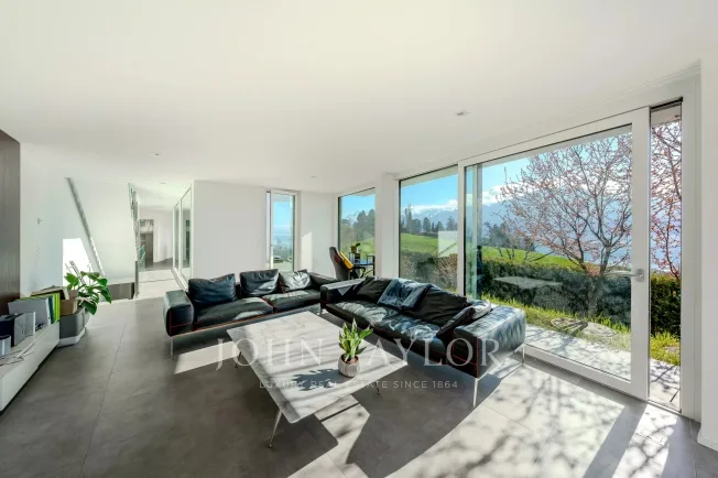6.5 Zimmer Villa in Brent – Foto 12 von 13