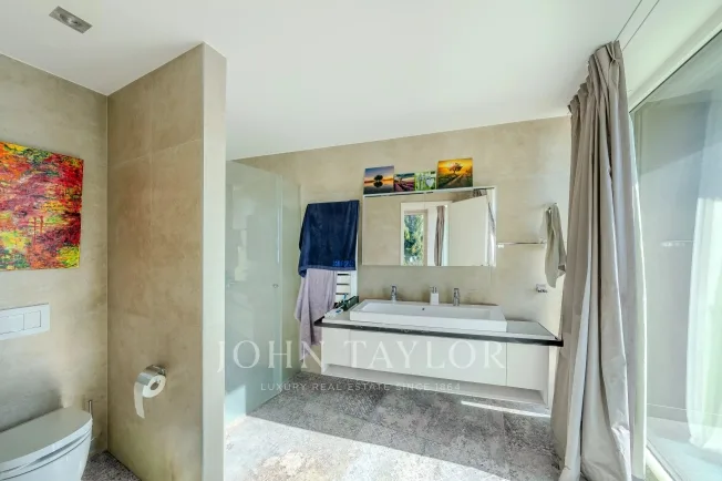 6.5 Zimmer Villa in Brent – Foto 5 von 13