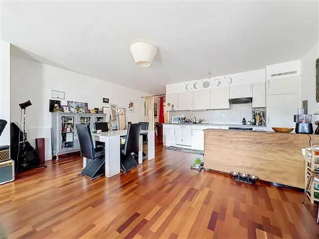 Spacieux appartement de 3,5 pièces au cœur du Vieux-Montreux – Foto 11 von 16