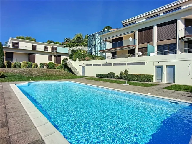 Raro! Appartamento di 5,5 locali con vista superba sul lago – foto 15 di 24