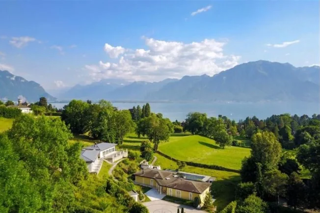6 Zimmer Villa in Montreux – Foto 2 von 9