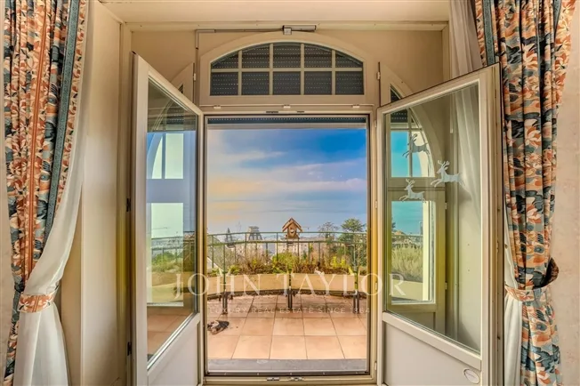 Villa in Montreux – photo 4 of 10