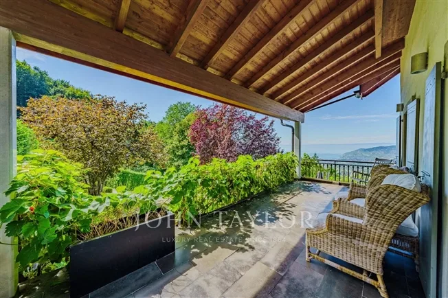 7.5 Zimmer Einfamilienhaus in Montreux – photo 9 of 14