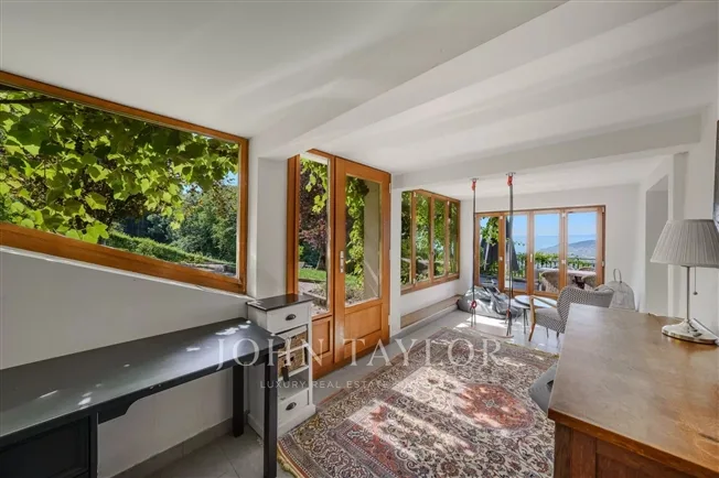 7.5 Zimmer Einfamilienhaus in Montreux – photo 8 of 14