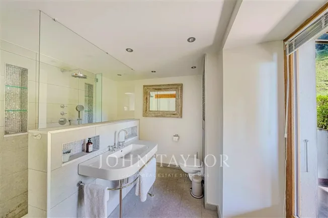 7.5 Zimmer Einfamilienhaus in Montreux – photo 11 of 14