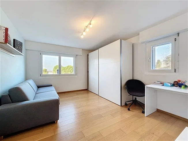 7.5 Zimmer Einfamilienhaus in Montreux – Foto 10 von 13