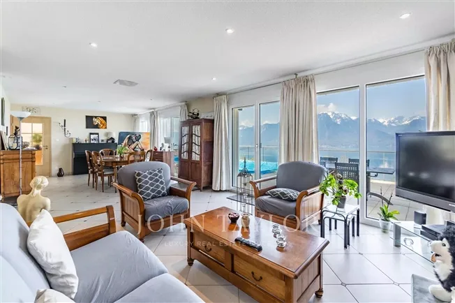 5.5 Zimmer Villa in Montreux – photo 7 of 14